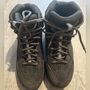 Yeezy Suede Dessert Boot Season 6